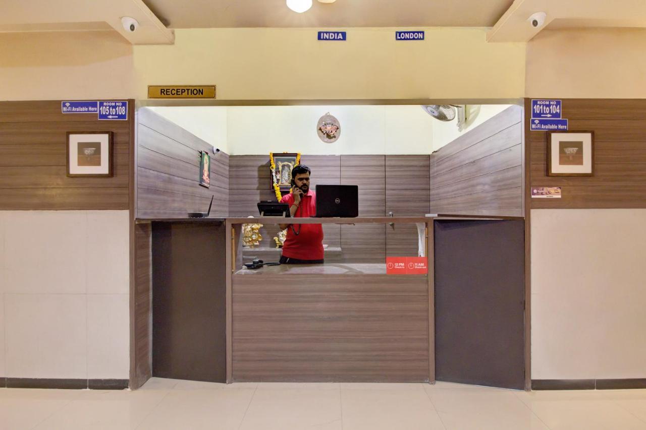 索拉普 Oyo40532沙旺和梦想小屋酒店 外观 照片